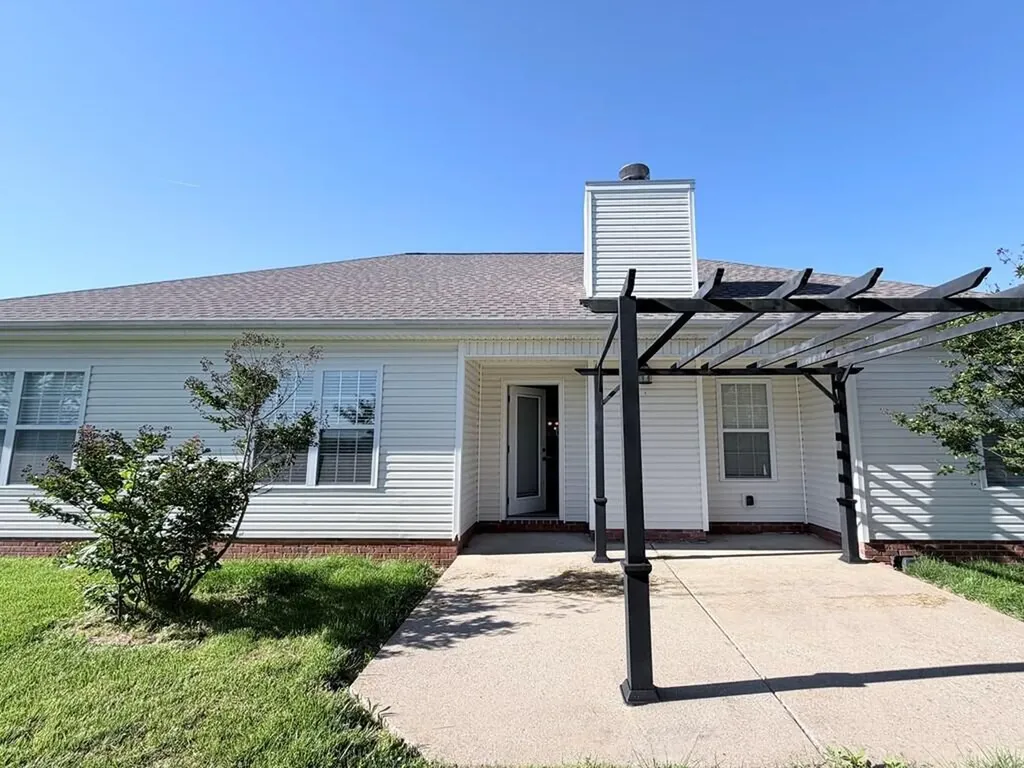 210 Westminster Place Hopkinsville KY 42240