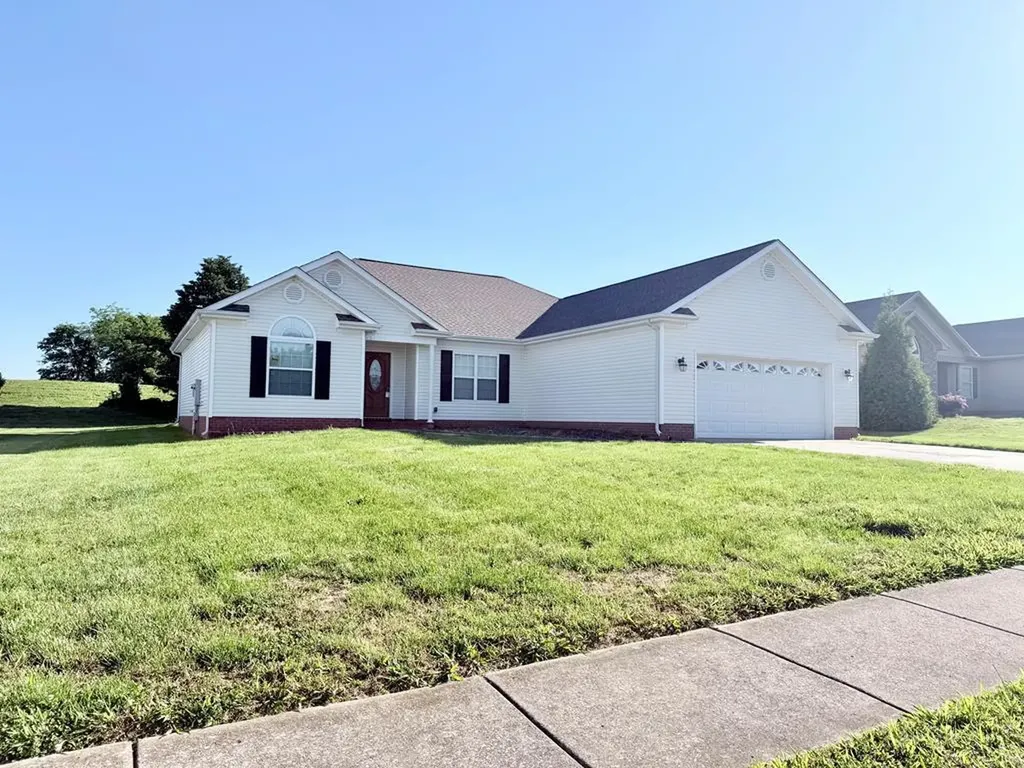 210 Westminster Place Hopkinsville KY 42240