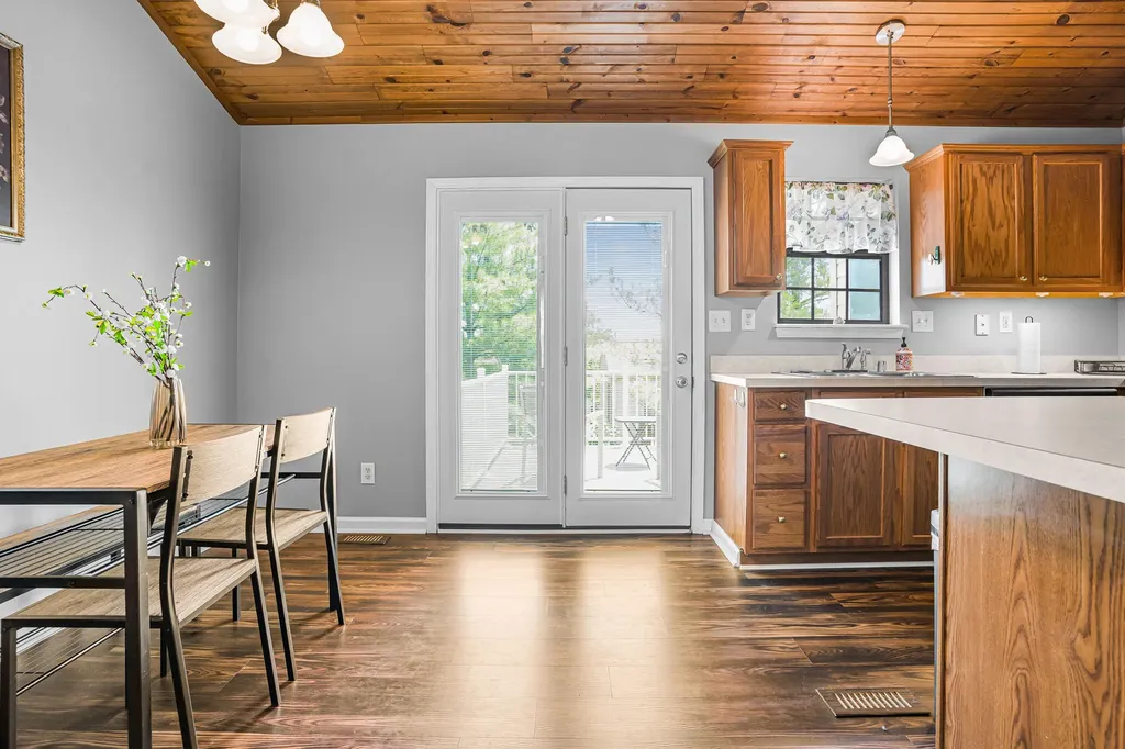 2528 Knightsbridge Lane Lexington KY 40509