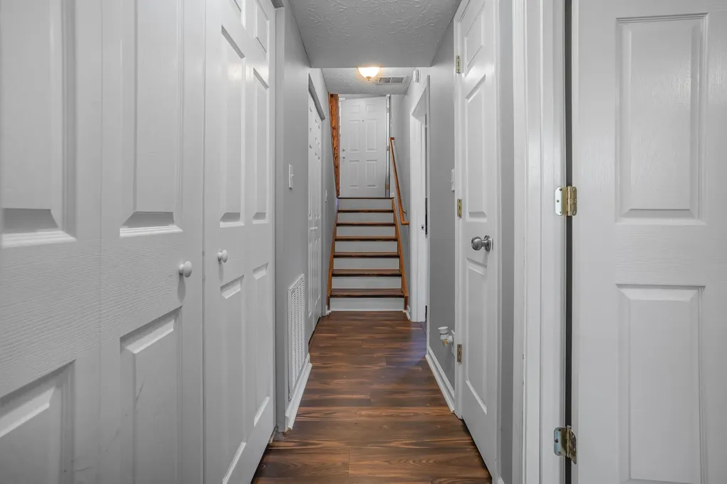 2528 Knightsbridge Lane Lexington KY 40509
