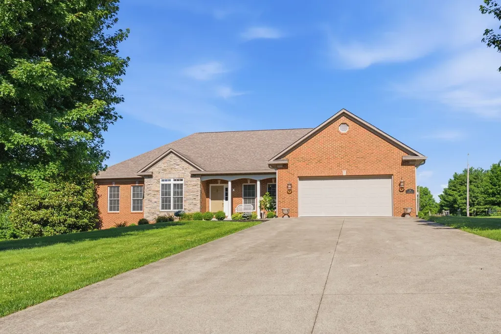 70 Midden Lane Cynthiana KY 41031