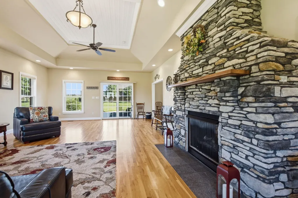 70 Midden Lane Cynthiana KY 41031