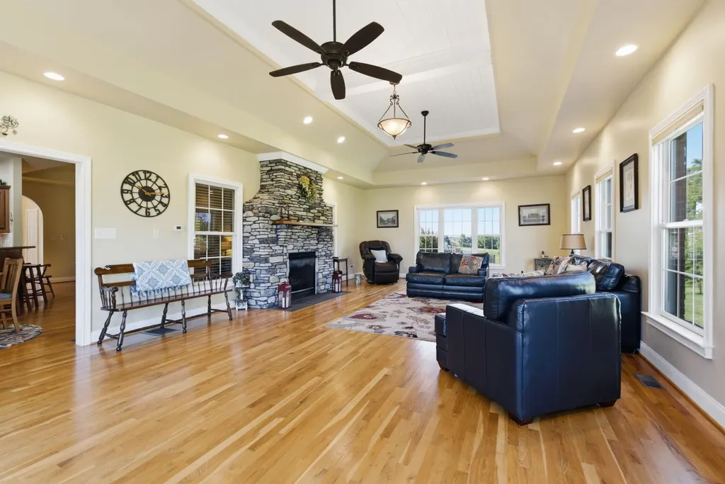 70 Midden Lane Cynthiana KY 41031