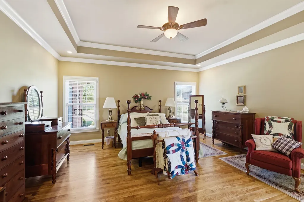 70 Midden Lane Cynthiana KY 41031
