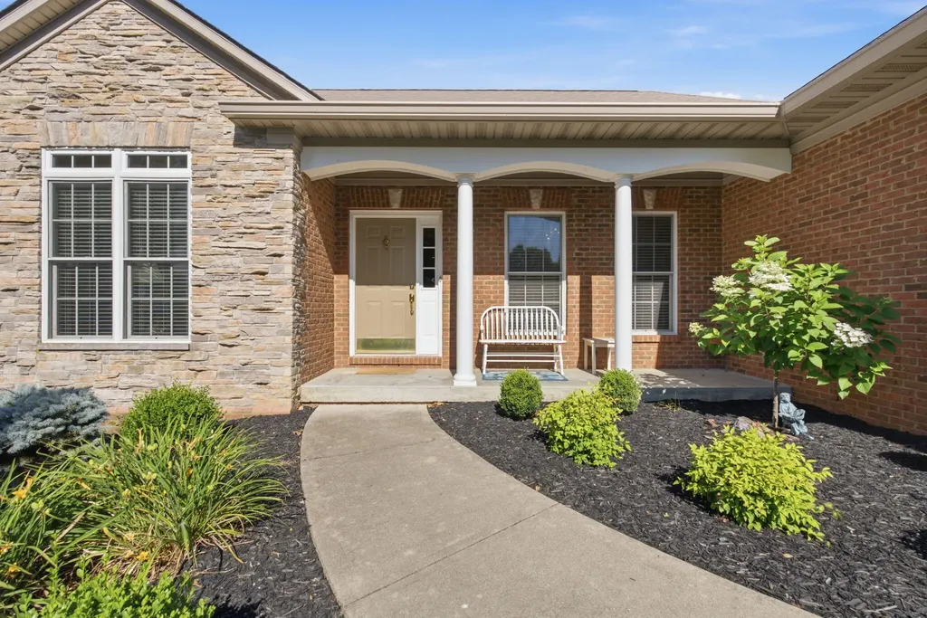 70 Midden Lane Cynthiana KY 41031