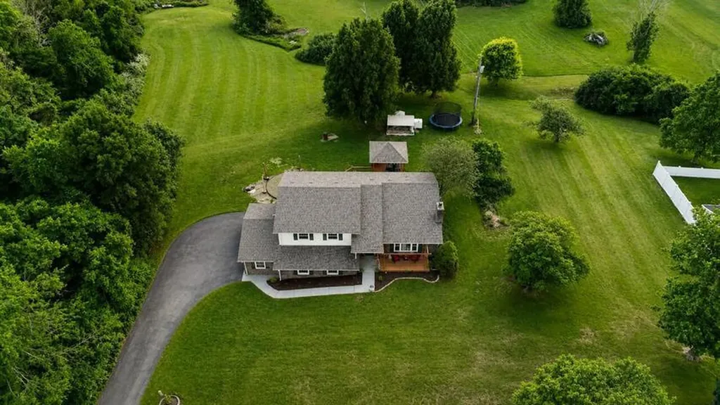 101 Rolling Ridge Drive Berea KY 40403