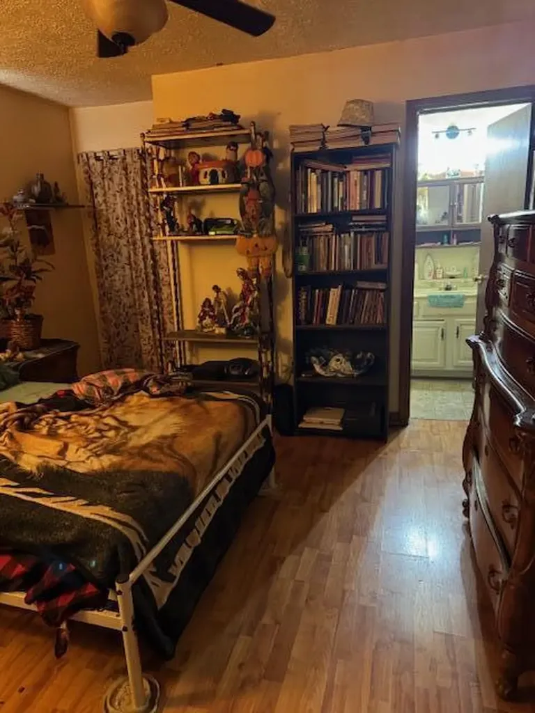 144 N Plum Street Irvine KY 40336