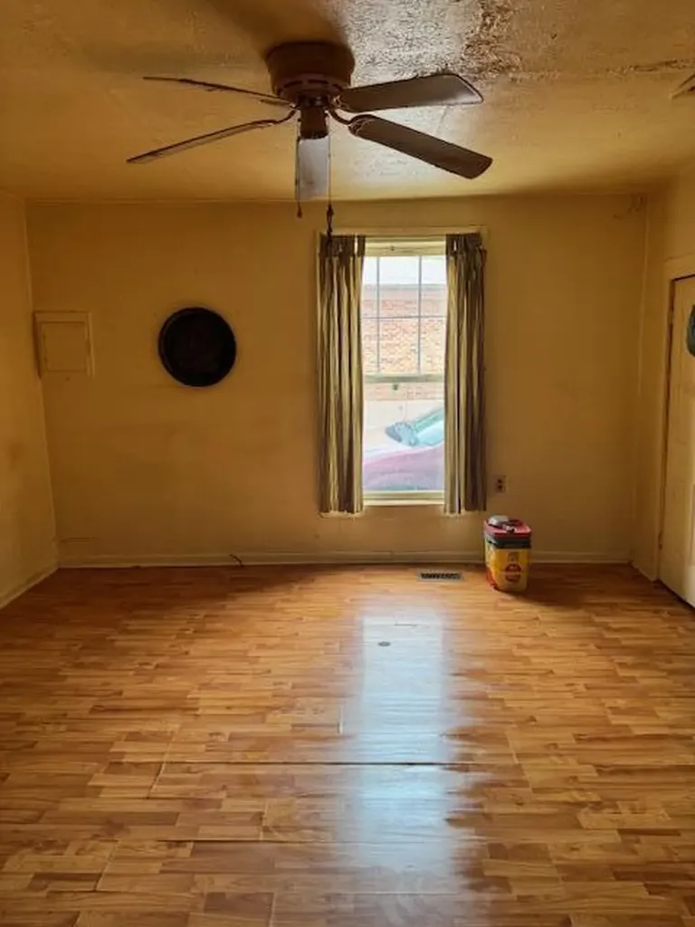 144 N Plum Street Irvine KY 40336