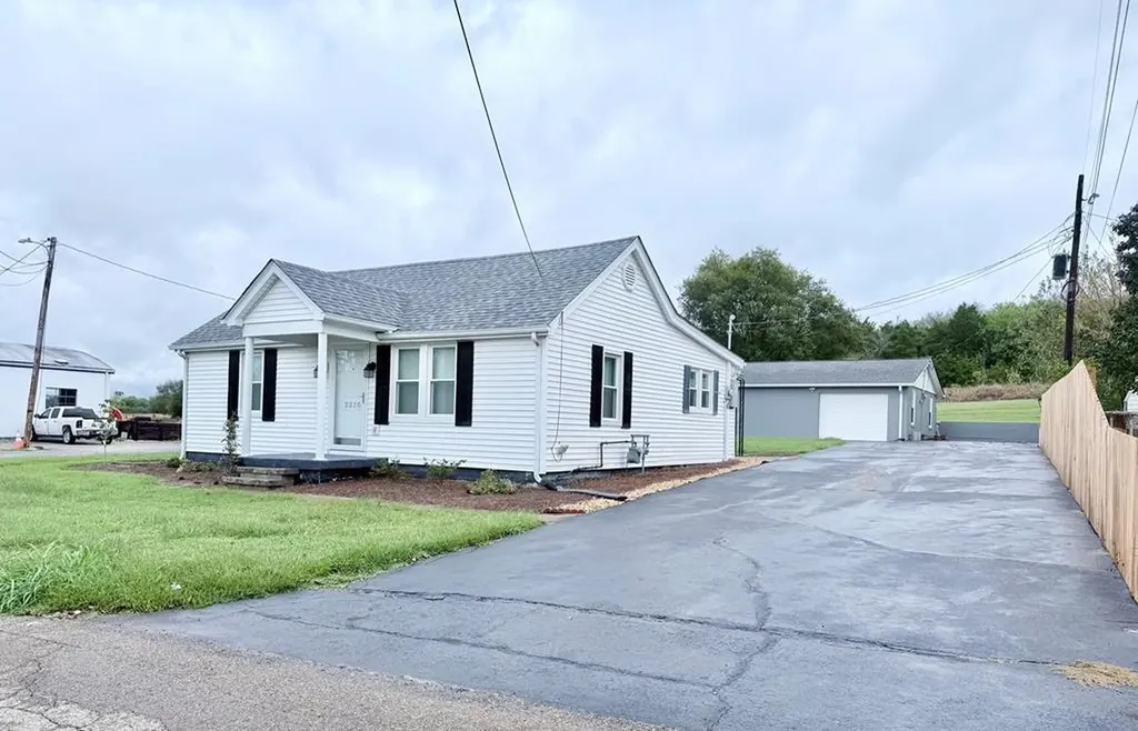 2210 Princeton Road Hopkinsville KY 42240