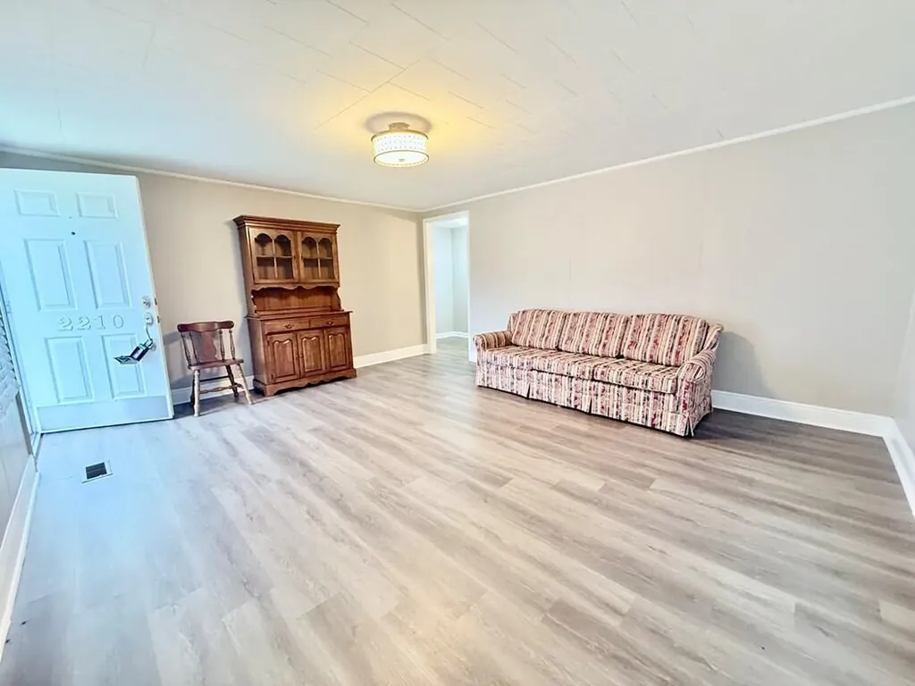 2210 Princeton Road Hopkinsville KY 42240