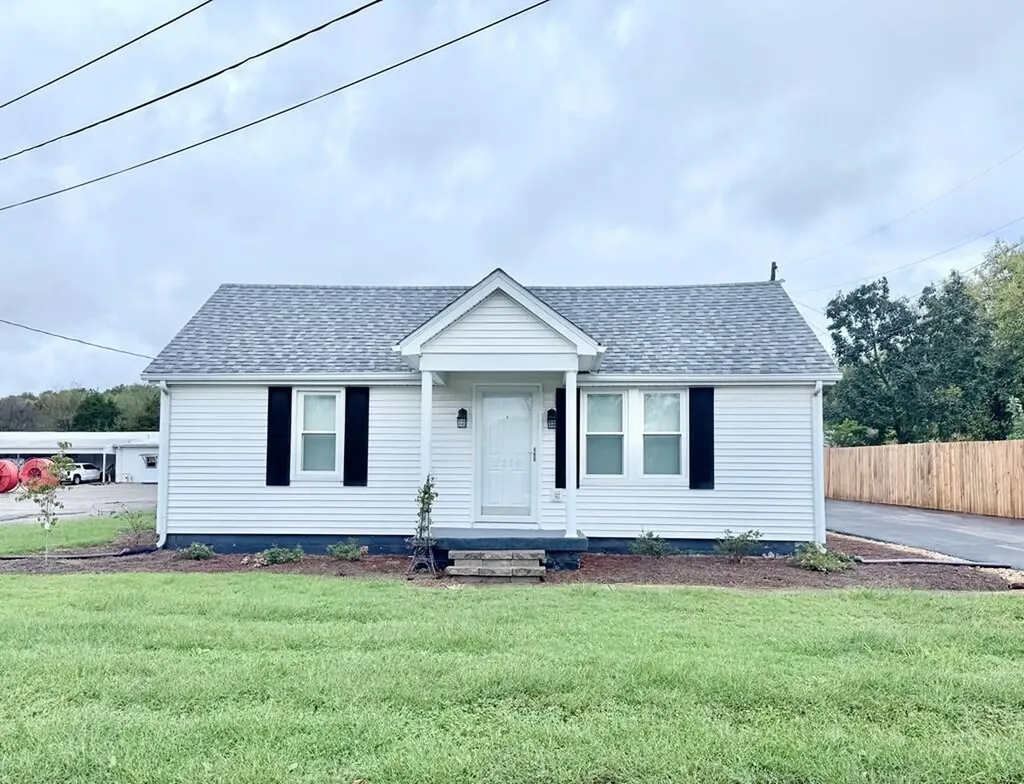 2210 Princeton Road Hopkinsville KY 42240