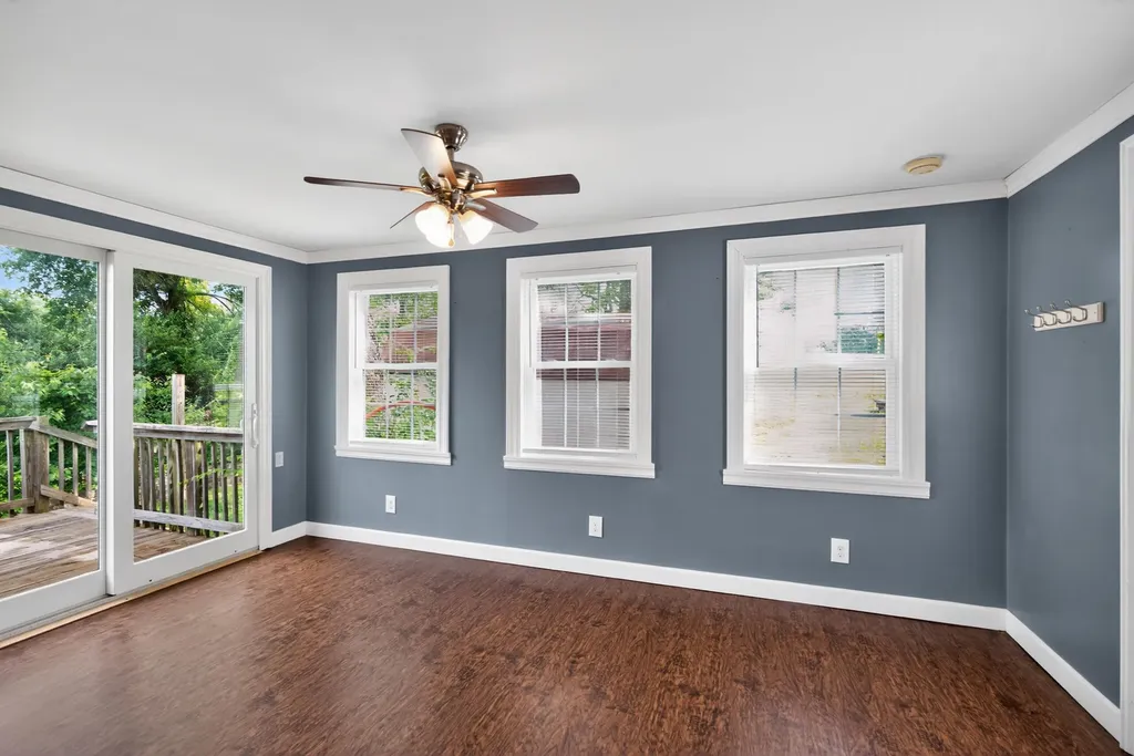 1127 Pine Crest Road Lancaster KY 40444