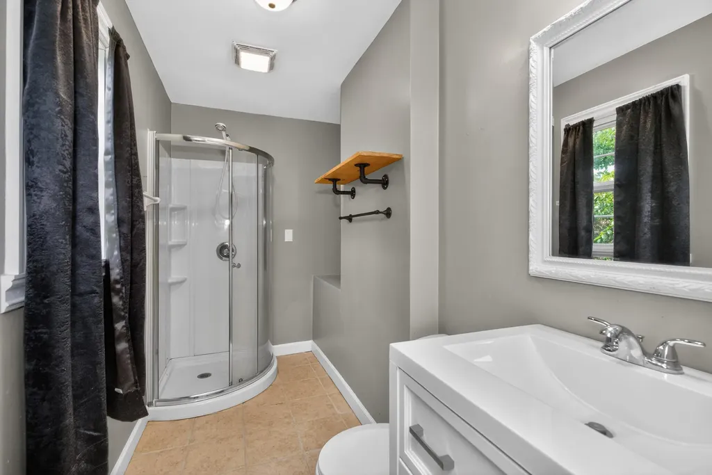 1127 Pine Crest Road Lancaster KY 40444