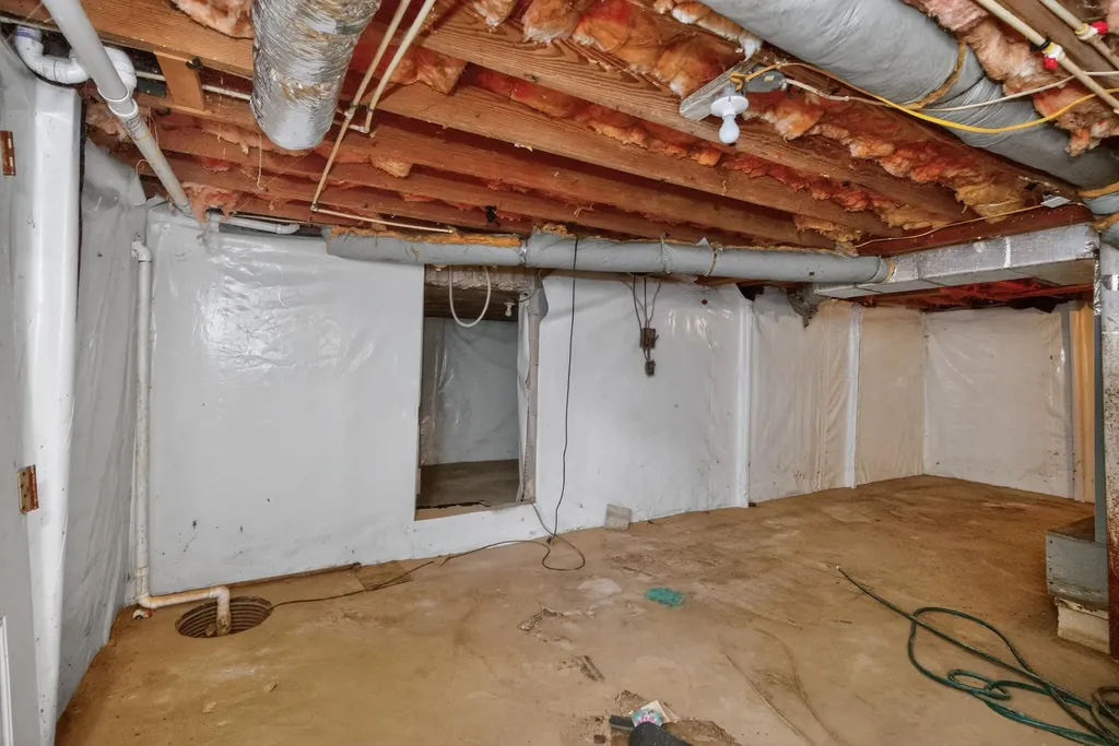 1127 Pine Crest Road Lancaster KY 40444
