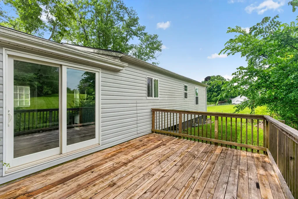 1127 Pine Crest Road Lancaster KY 40444