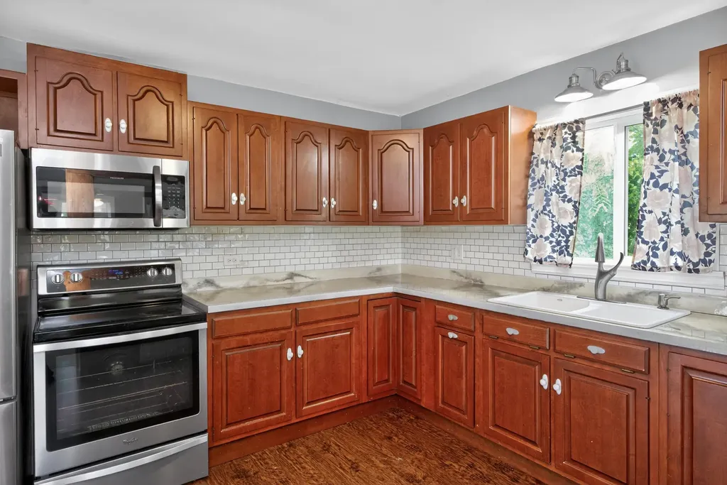 1127 Pine Crest Road Lancaster KY 40444