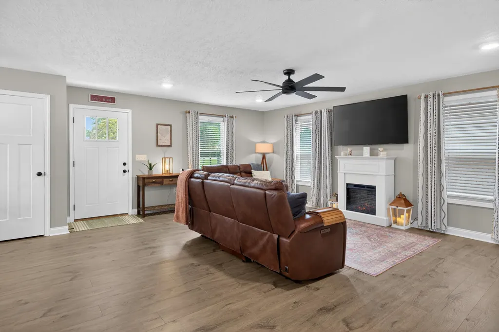 309 Gallahadion Court Winchester KY 40391