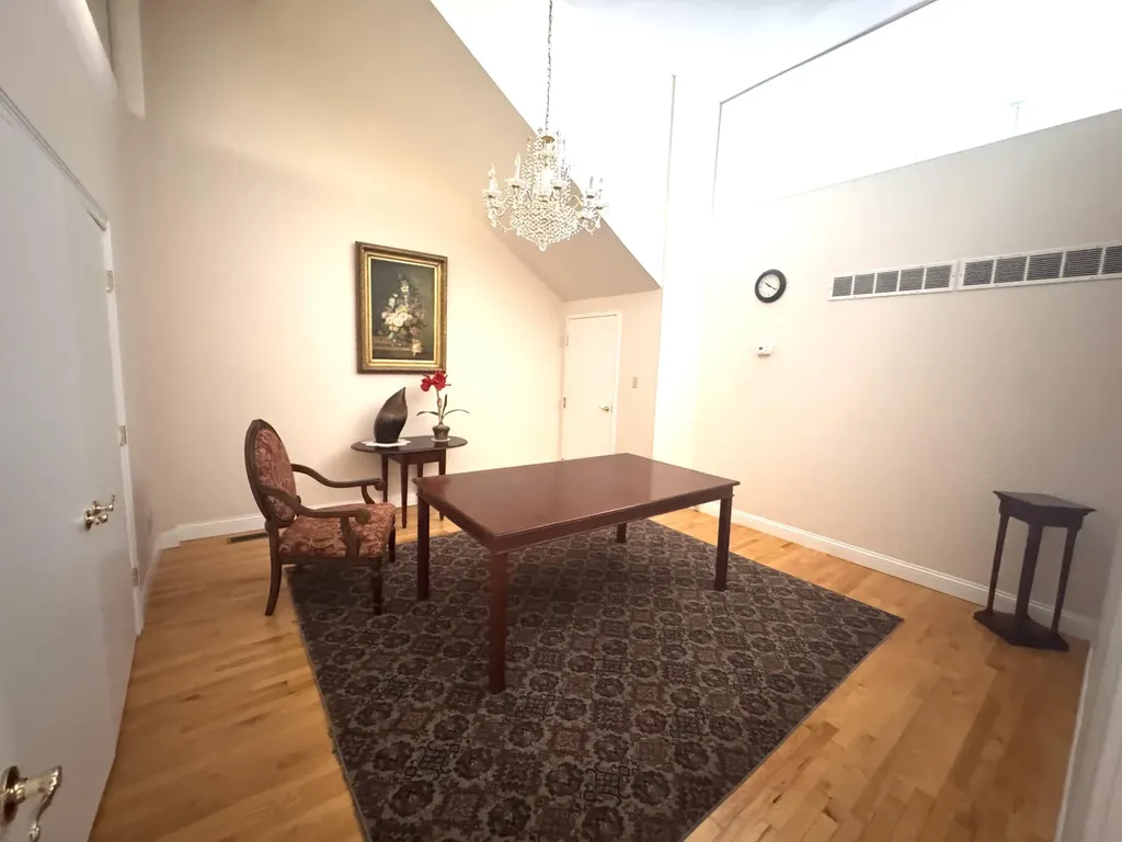 203 E Mount Vernon Street Somerset KY 42501