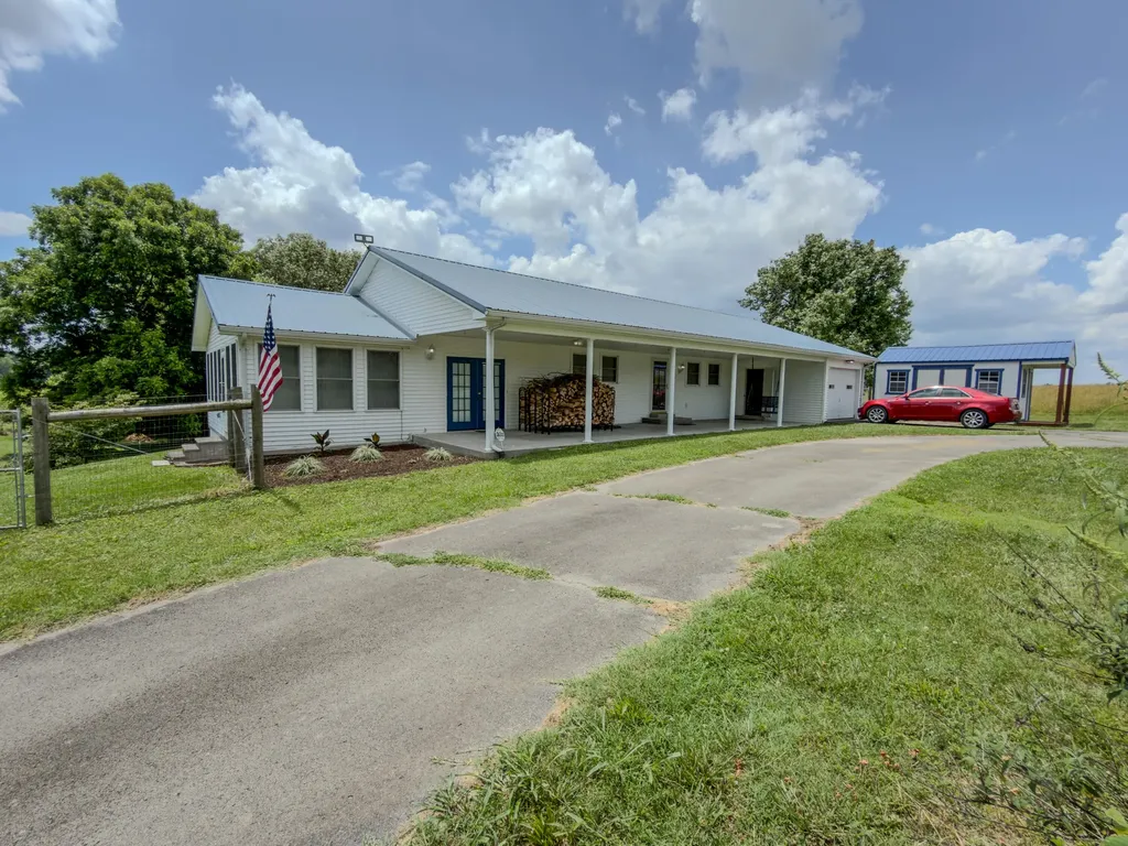 1333 Mount Eden Road Russell Springs KY 42642
