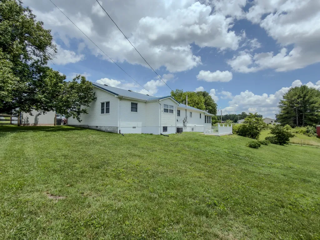 1333 Mount Eden Road Russell Springs KY 42642