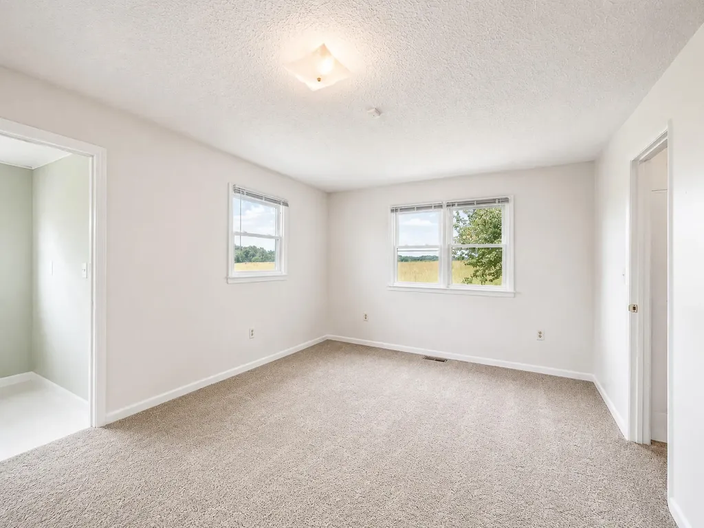 1333 Mount Eden Road Russell Springs KY 42642