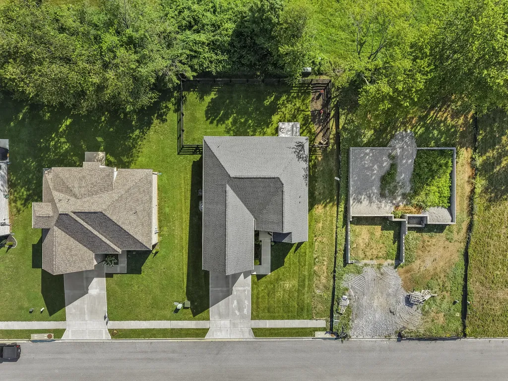 900 Shelburne Way Nicholasville KY 40356