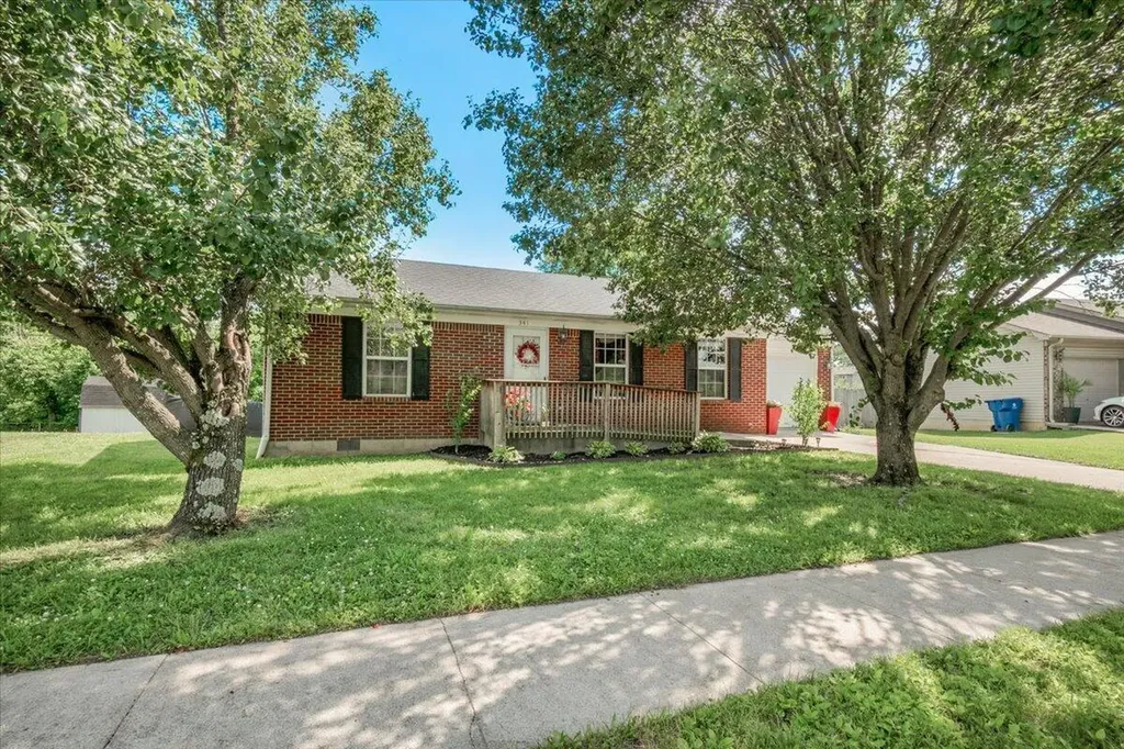 341 Burchwood Drive Berea KY 40403