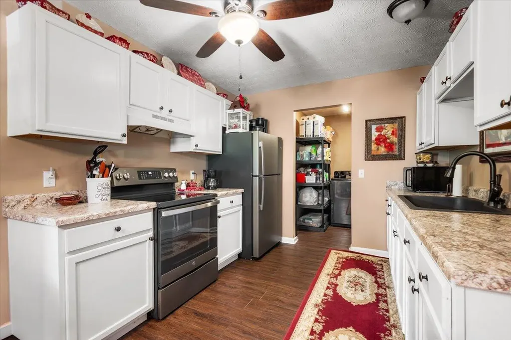 341 Burchwood Drive Berea KY 40403