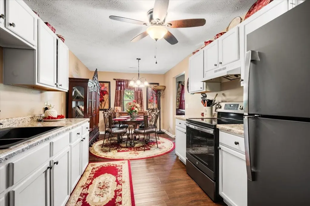341 Burchwood Drive Berea KY 40403