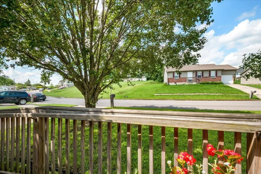 341 Burchwood Drive Berea KY 40403