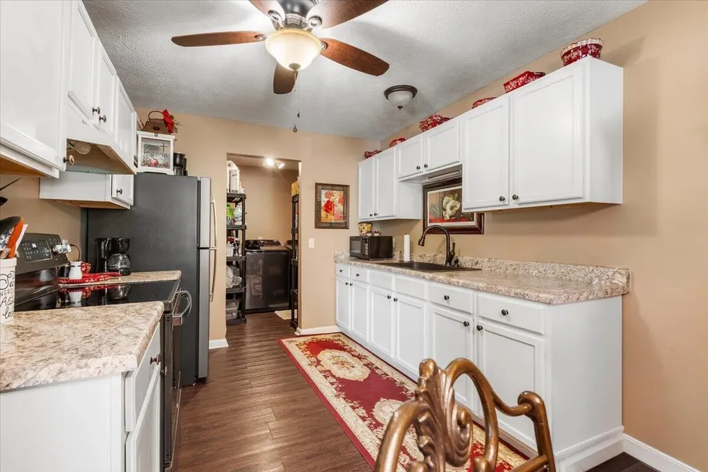 341 Burchwood Drive Berea KY 40403