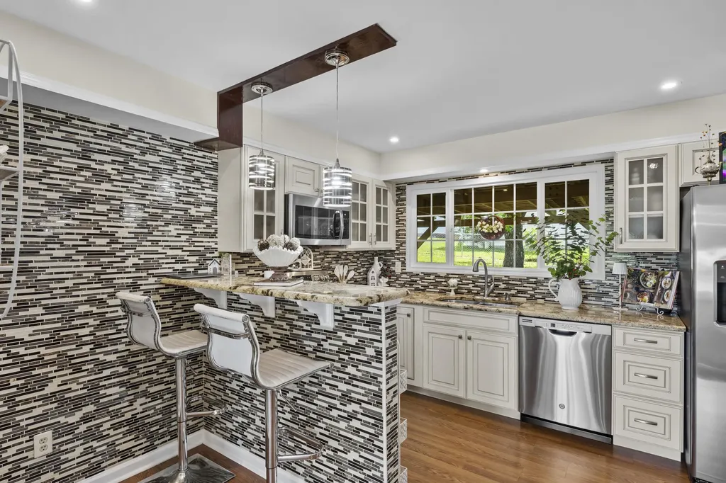 3852 Belleau Wood Drive Lexington KY 40517