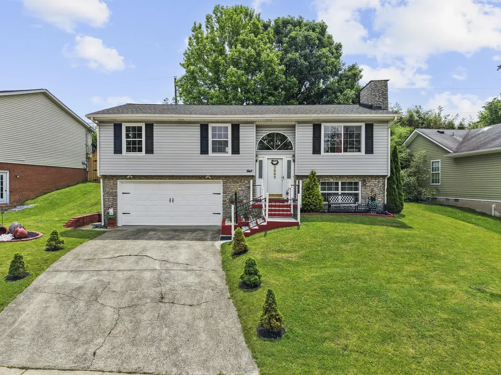 3852 Belleau Wood Drive Lexington KY 40517
