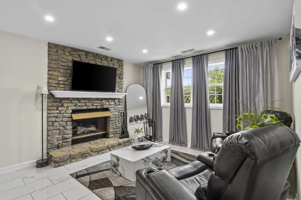 3852 Belleau Wood Drive Lexington KY 40517