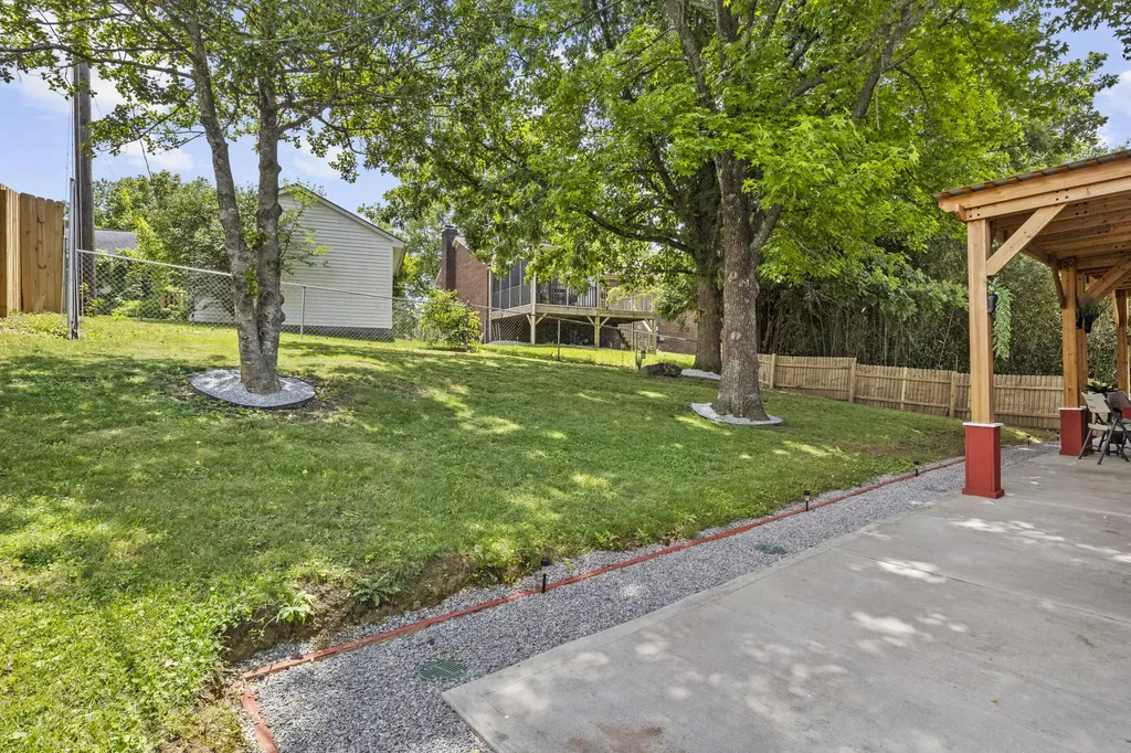 3852 Belleau Wood Drive Lexington KY 40517