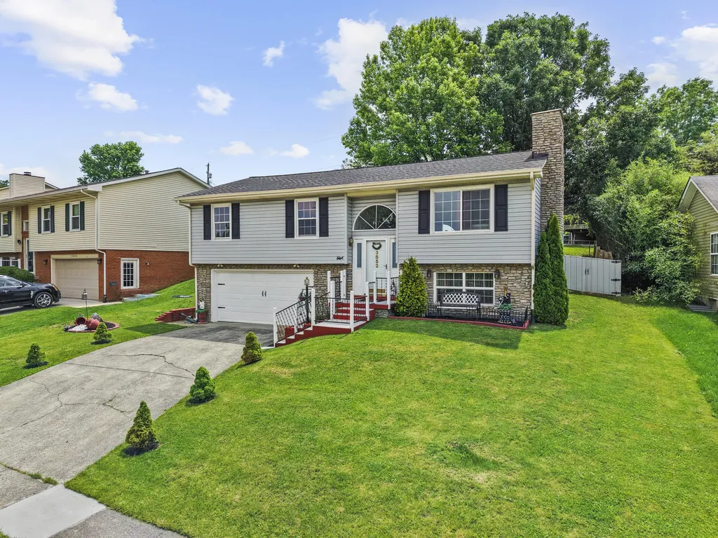 3852 Belleau Wood Drive Lexington KY 40517