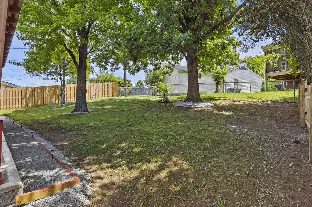 3852 Belleau Wood Drive Lexington KY 40517
