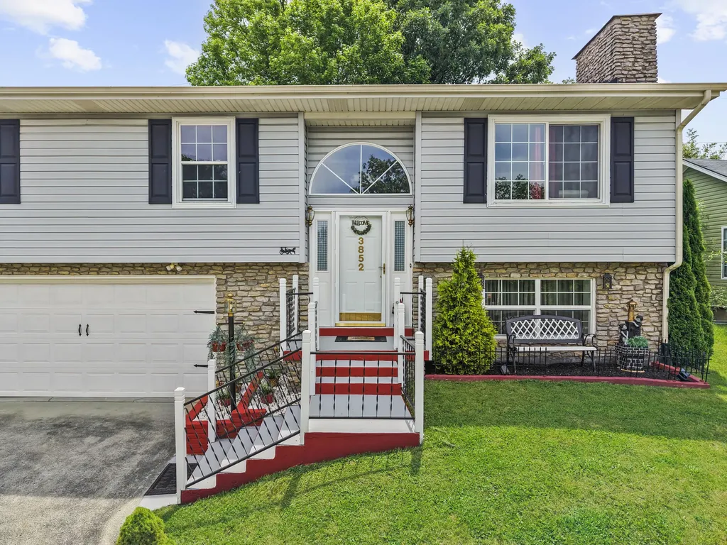 3852 Belleau Wood Drive Lexington KY 40517