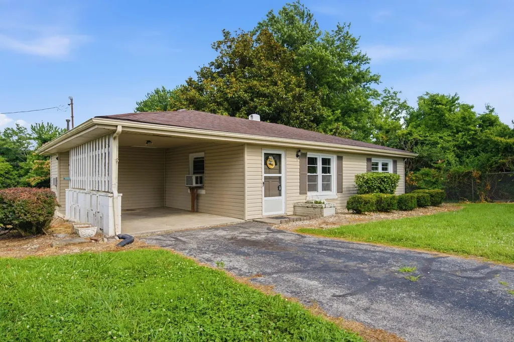 1013 Green Hills Drive Richmond KY 40475