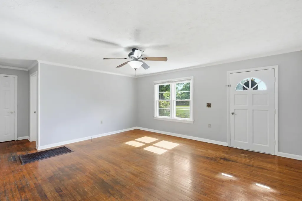 1013 Green Hills Drive Richmond KY 40475