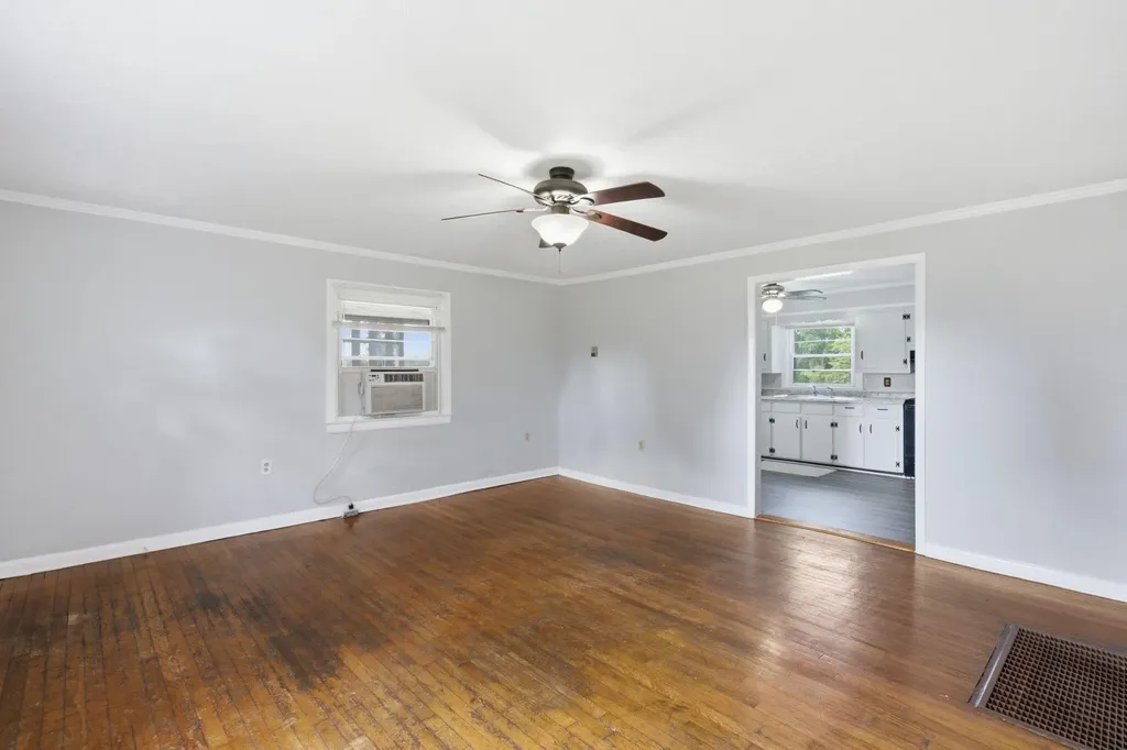 1013 Green Hills Drive Richmond KY 40475