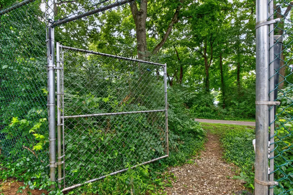 357 Shoreside Drive Lexington KY 40515