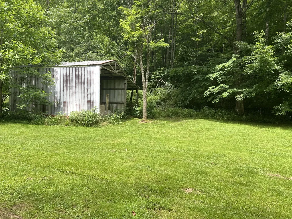 0000 Hodge Road London KY 40741