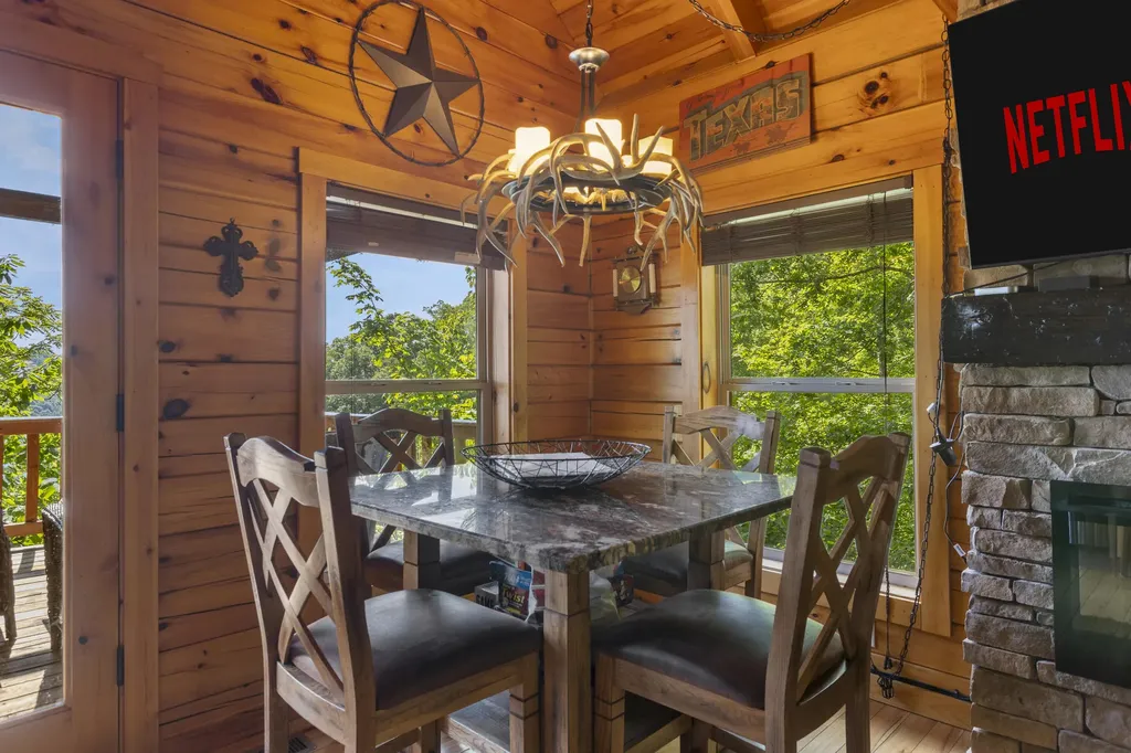 1751 Carabiner Circle Stanton KY 40380