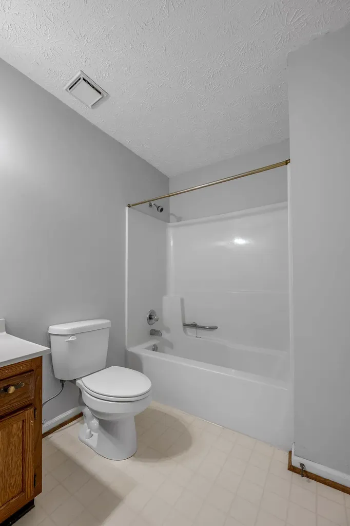 3304 Houndstooth Court Lexington KY 40515