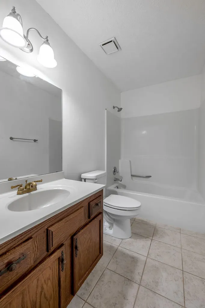 3304 Houndstooth Court Lexington KY 40515