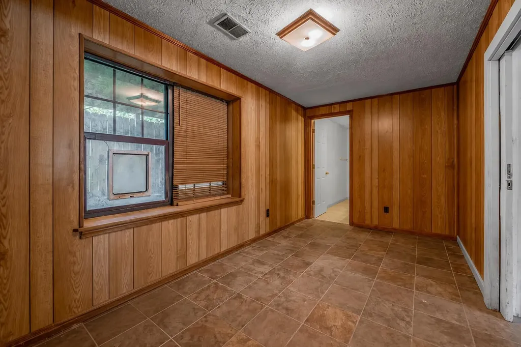 3304 Houndstooth Court Lexington KY 40515