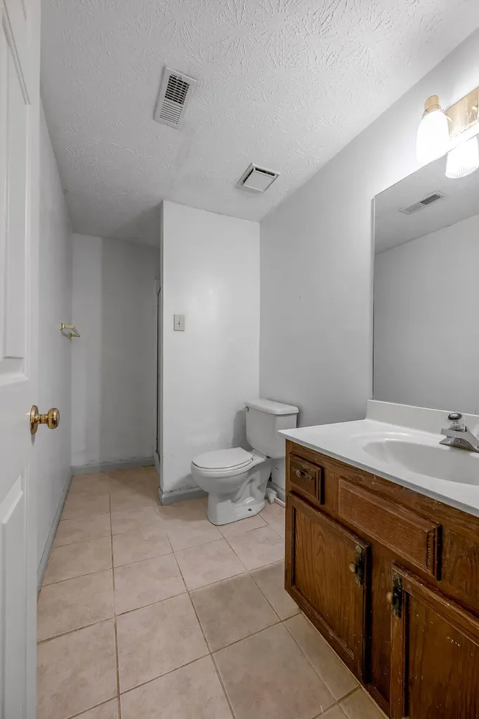 3304 Houndstooth Court Lexington KY 40515