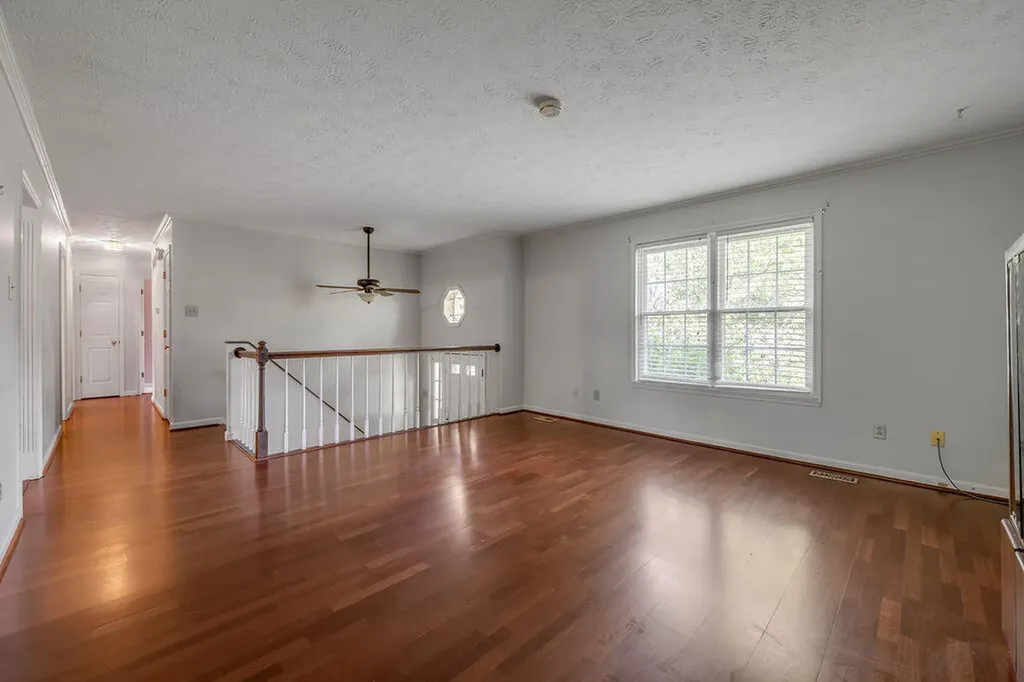 3304 Houndstooth Court Lexington KY 40515