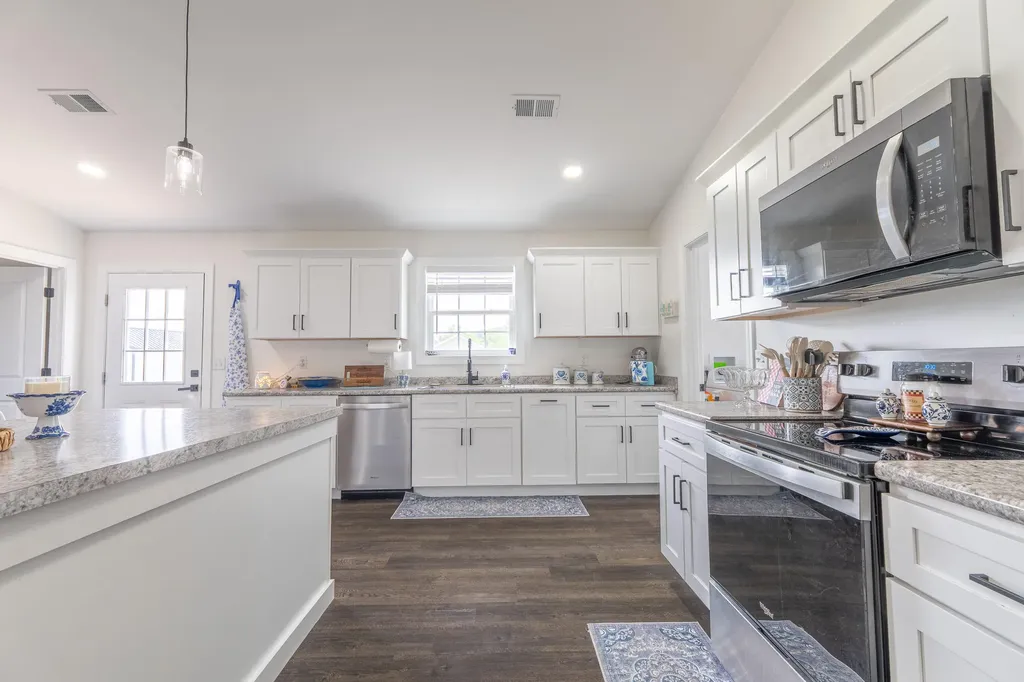 447 Highway 1676 Science Hill KY 42553